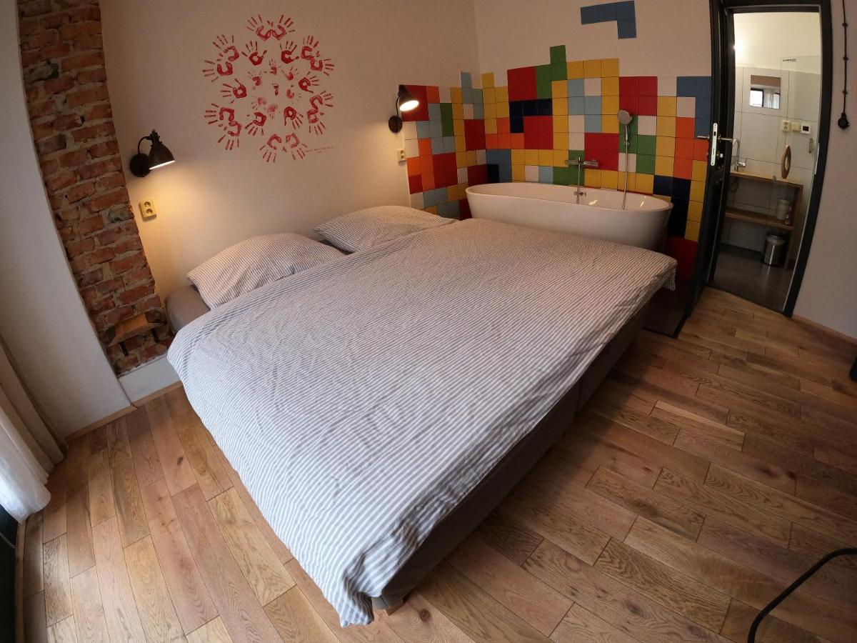 Hôtel Gusto à Krnov Extérieur photo