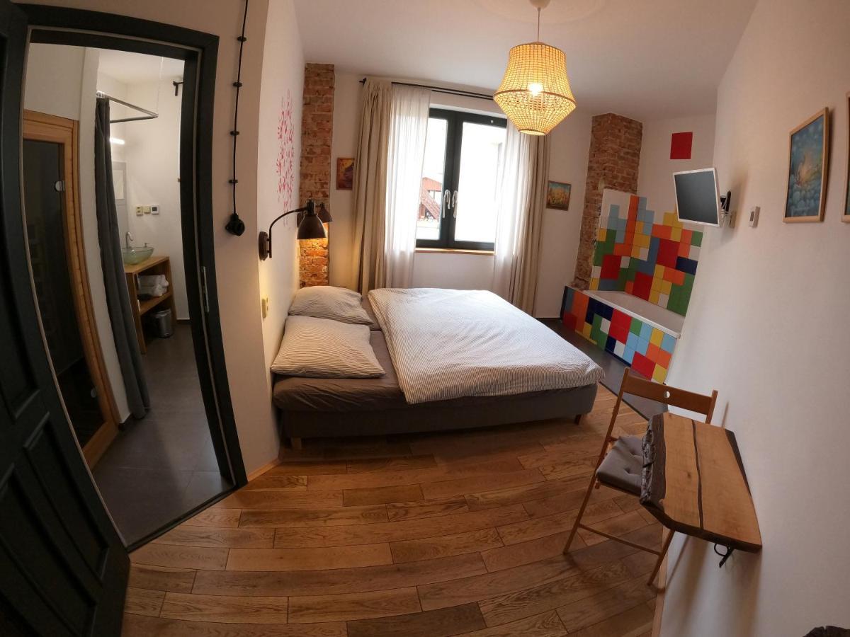 Hôtel Gusto à Krnov Extérieur photo